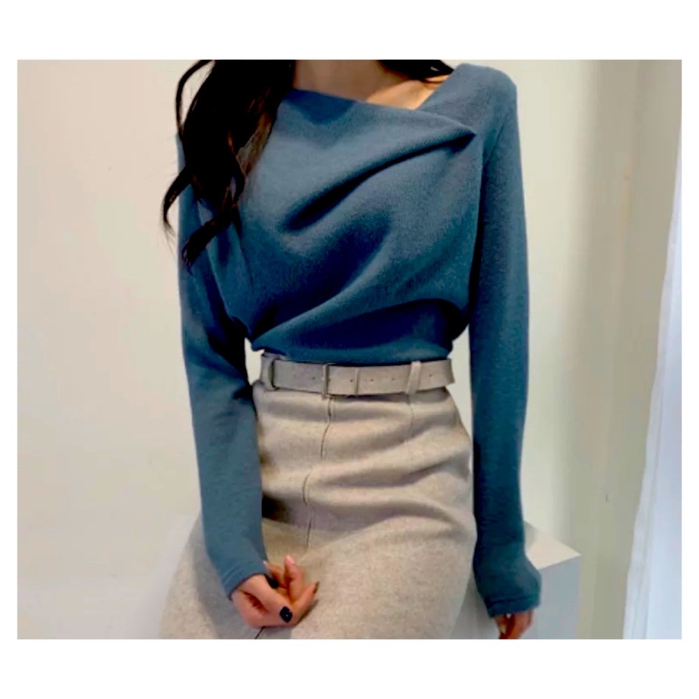 The “Ava” Knit Sweater in Ice Blue - Picture 2 of 4
